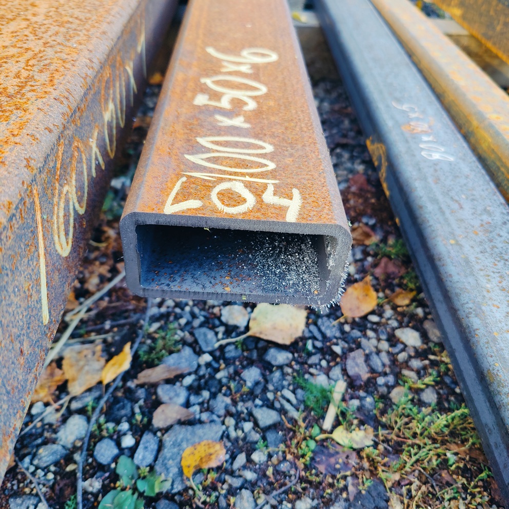 L04-RHS-100X50X6 L04-RHS-100X50X6