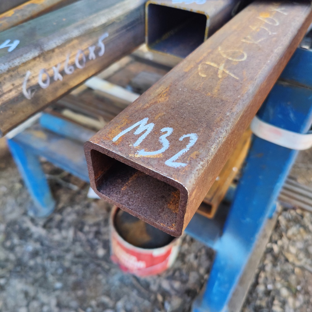 M32-RHS-70x50x4